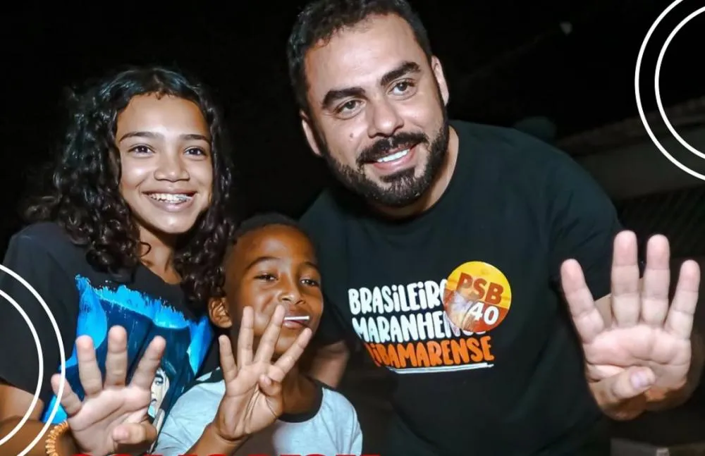 Dudu Diniz nas ruas de Ribamar na eleição de 2024.
