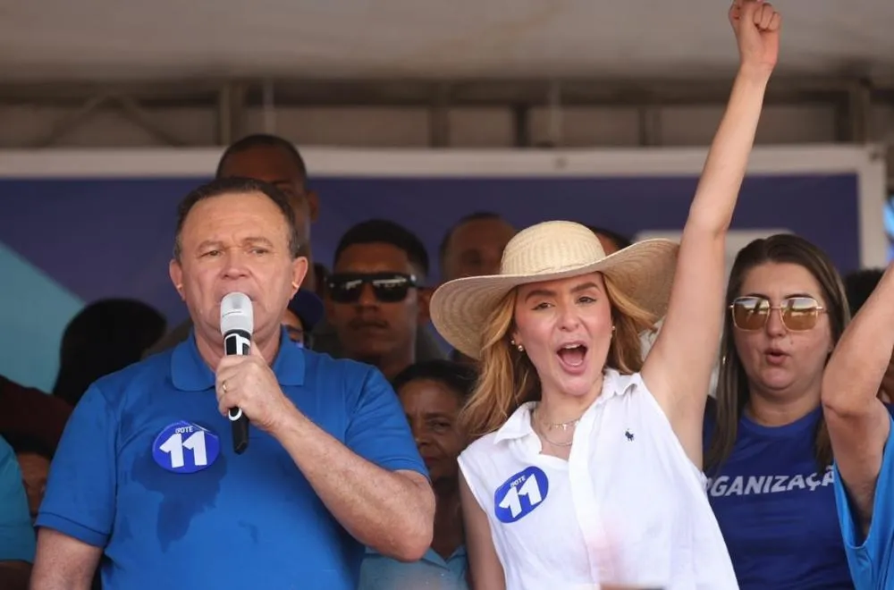Dr. Natassia Weba segue à frente da SECTI .
